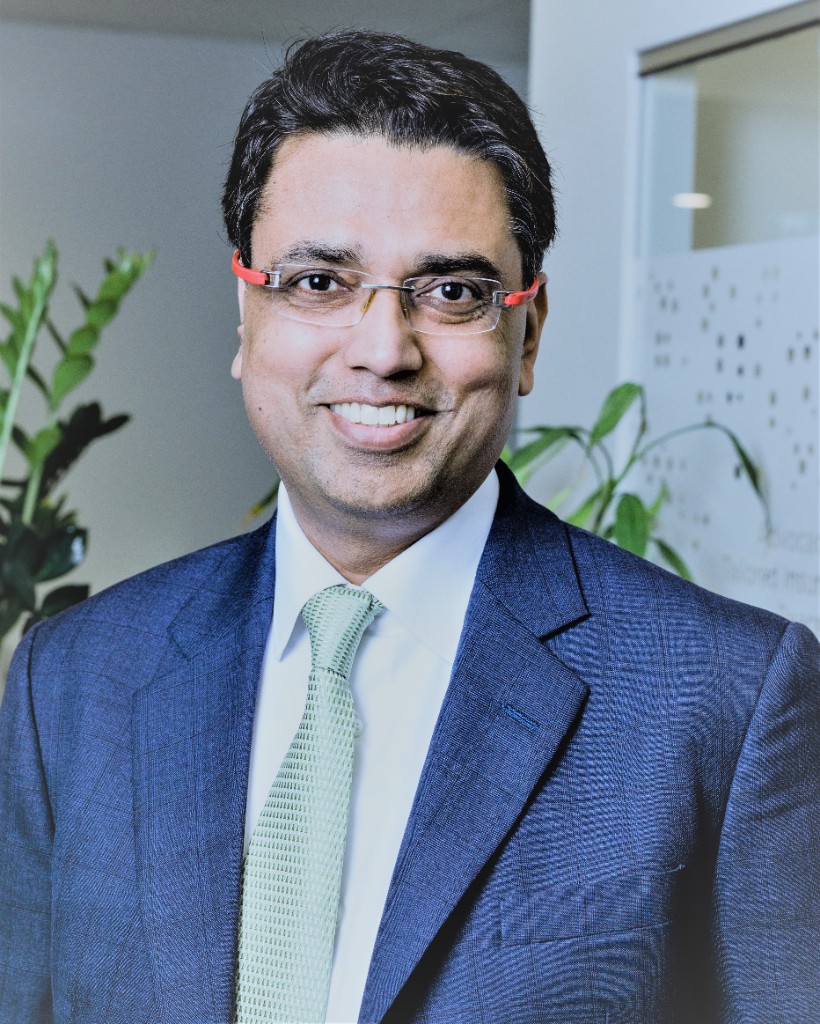 Saad Asghar, Financial Advisor